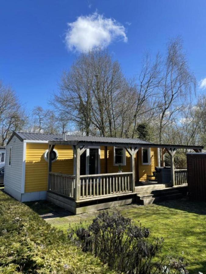 Ruime 5-Persoons Chalet Aan Het Bergumermeer Suameer 외부 사진
